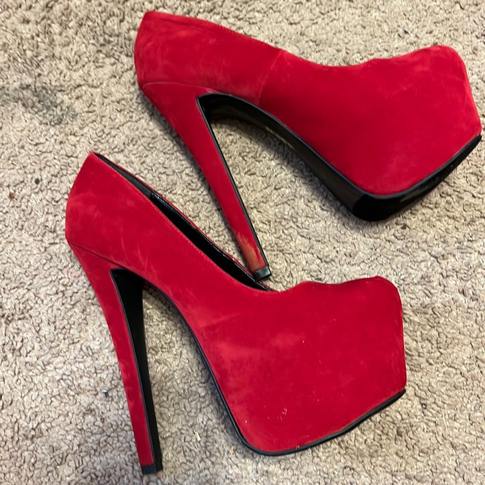 Shoe Republic LA